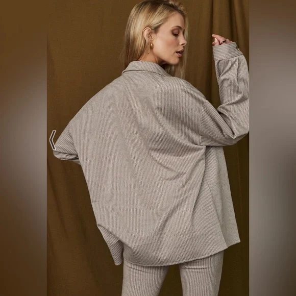 12th Tribe Livingston Taupe Geo Button Down Shirt and Flared Pants Set - Picture 4 of 8